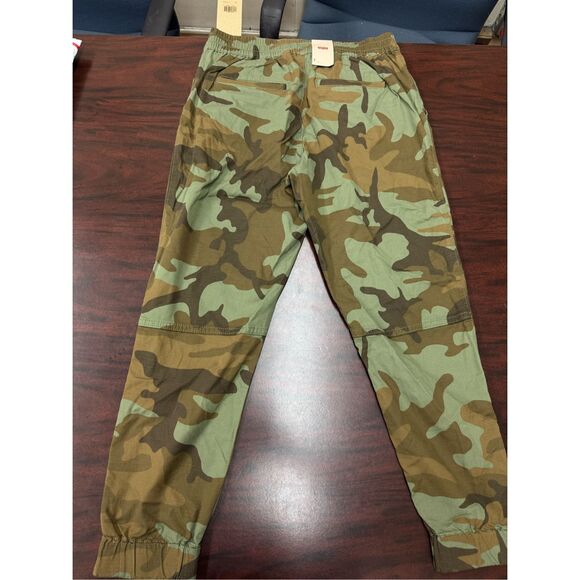 NWT Levi’s Camouflage Jet Set Taper Zipper Leg Joggers Size Small - Picture 6 of 13